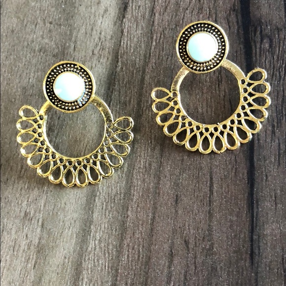 Vintage earrings - Picture 2 of 5